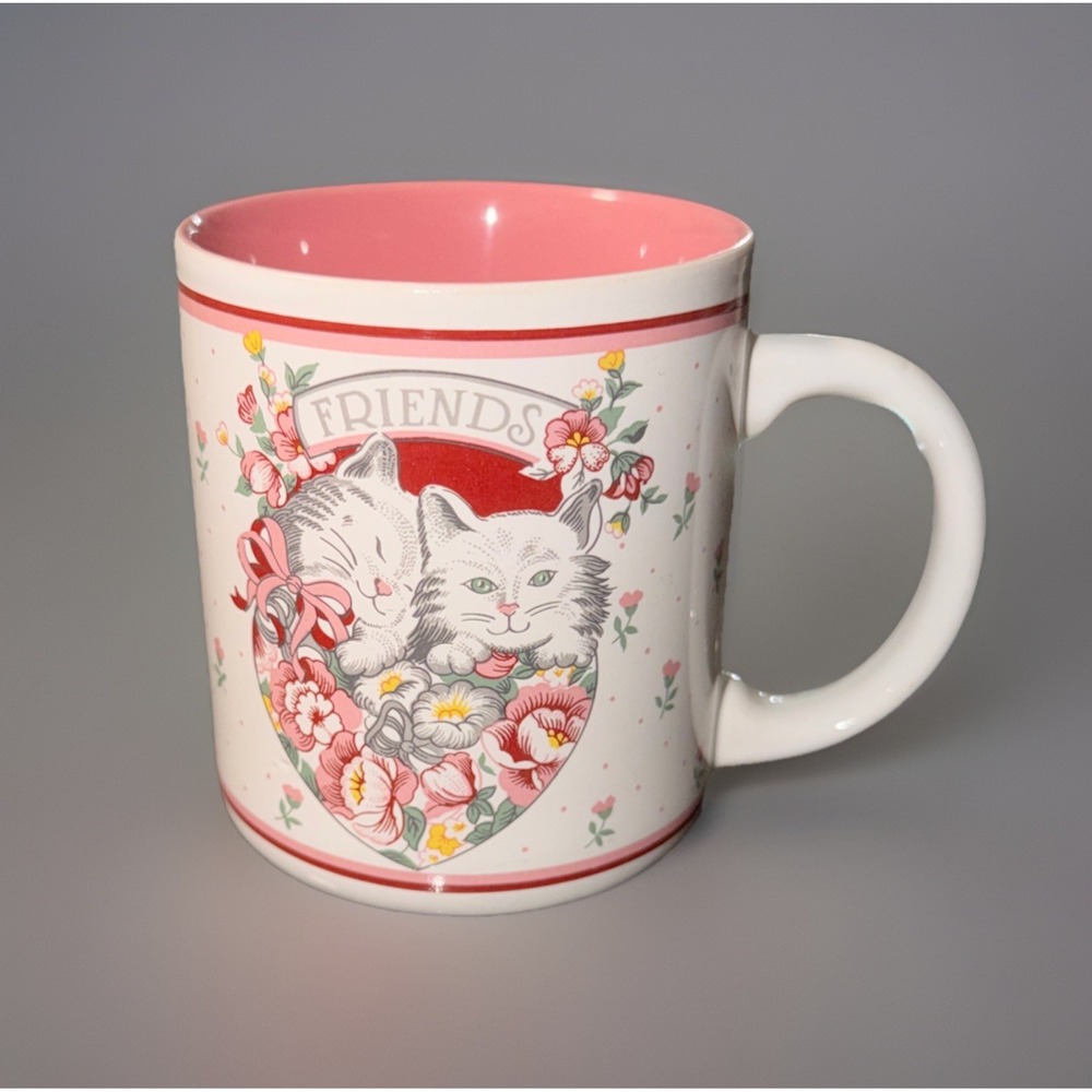 Vtg‎ K.I.C. Franco Coffee Mug Friends Cats & Flowers Pink & White 10 oz. Korea